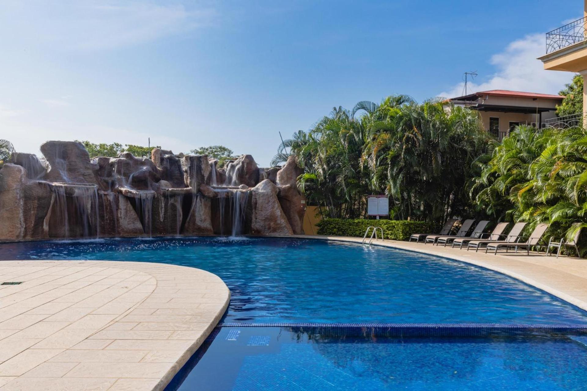Sunrise 6- Ocean View 2 Bedroom Condo, Steps To The Beach Tamarindo Exterior photo
